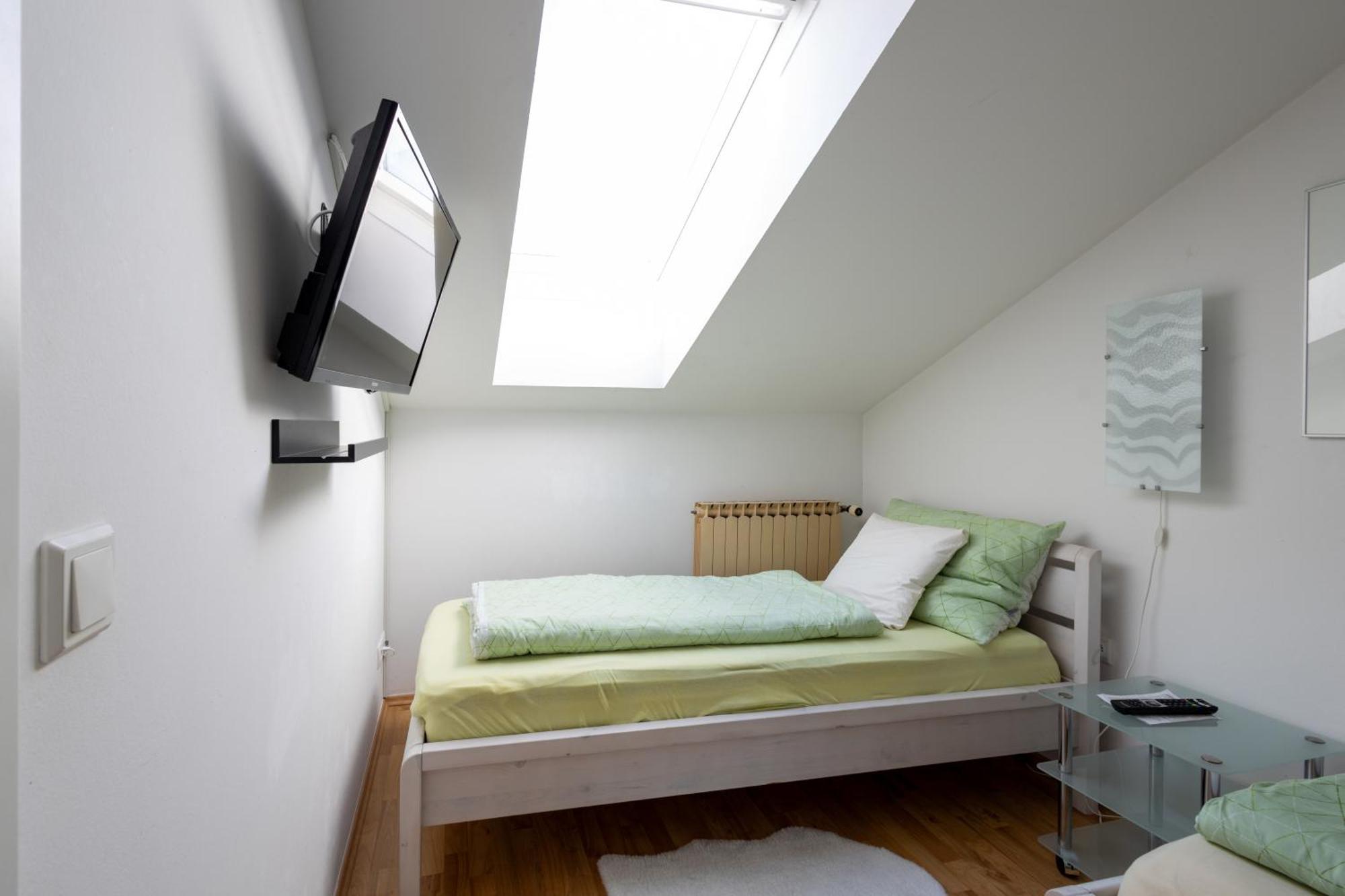 Appartementhaus Elfi Barnbach ภายนอก รูปภาพ