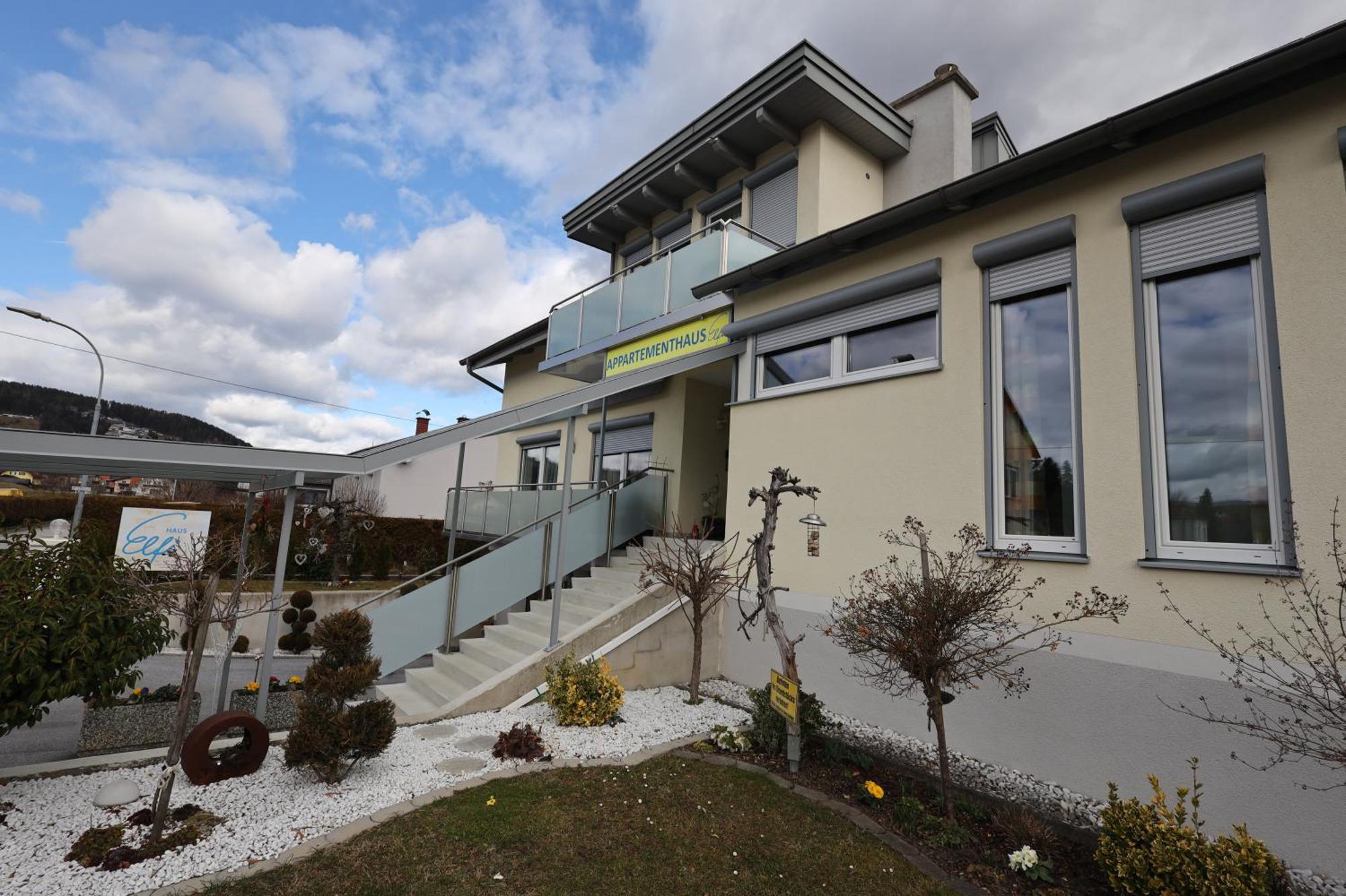 Appartementhaus Elfi Barnbach ภายนอก รูปภาพ